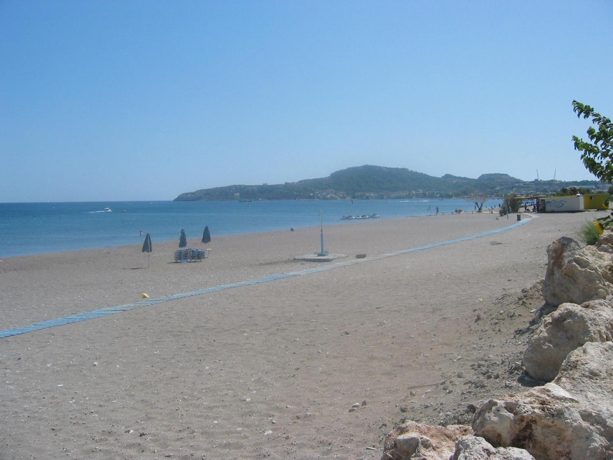 Irinna Hotel-Apartments Faliraki Bagian luar foto